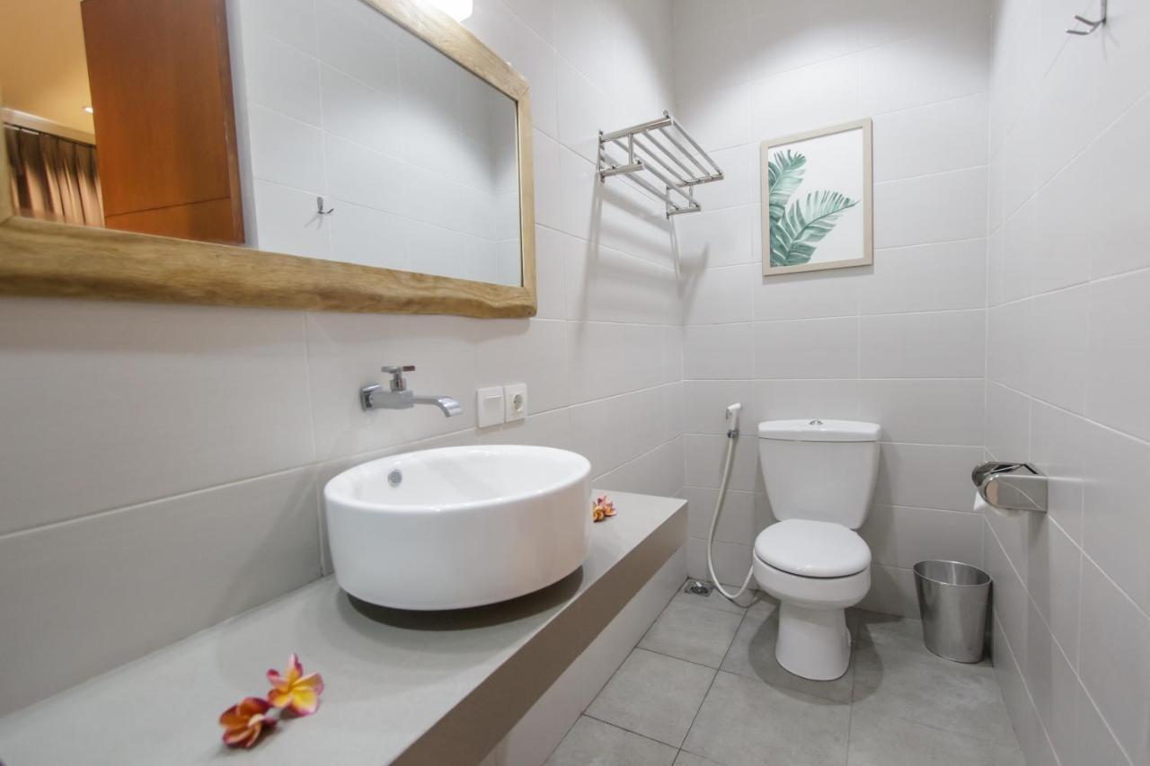 The Jero 18 Kuta Guest House Exterior foto